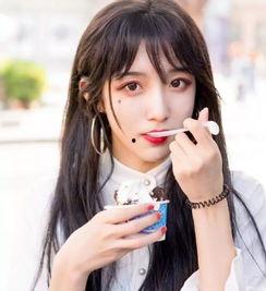 女装大佬吃瓜乌克兰,一场跨界吃瓜盛宴