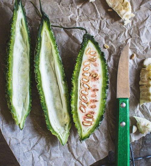 佐敦道吃瓜,揭秘香港街头美食的诱惑与魅力  第1张